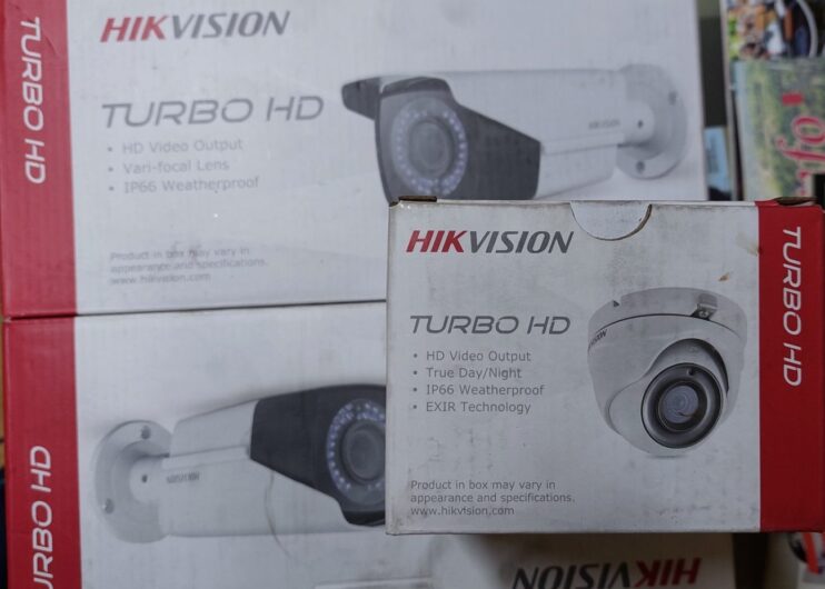 Jeftino – Profesionalne HIKVISION kamera 2x vanjska i 1x unutarnja